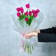 Букет из 11 тюльпанов в упаковке